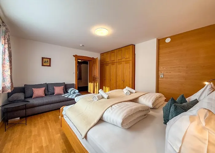 Anton Zillertal * Fügen